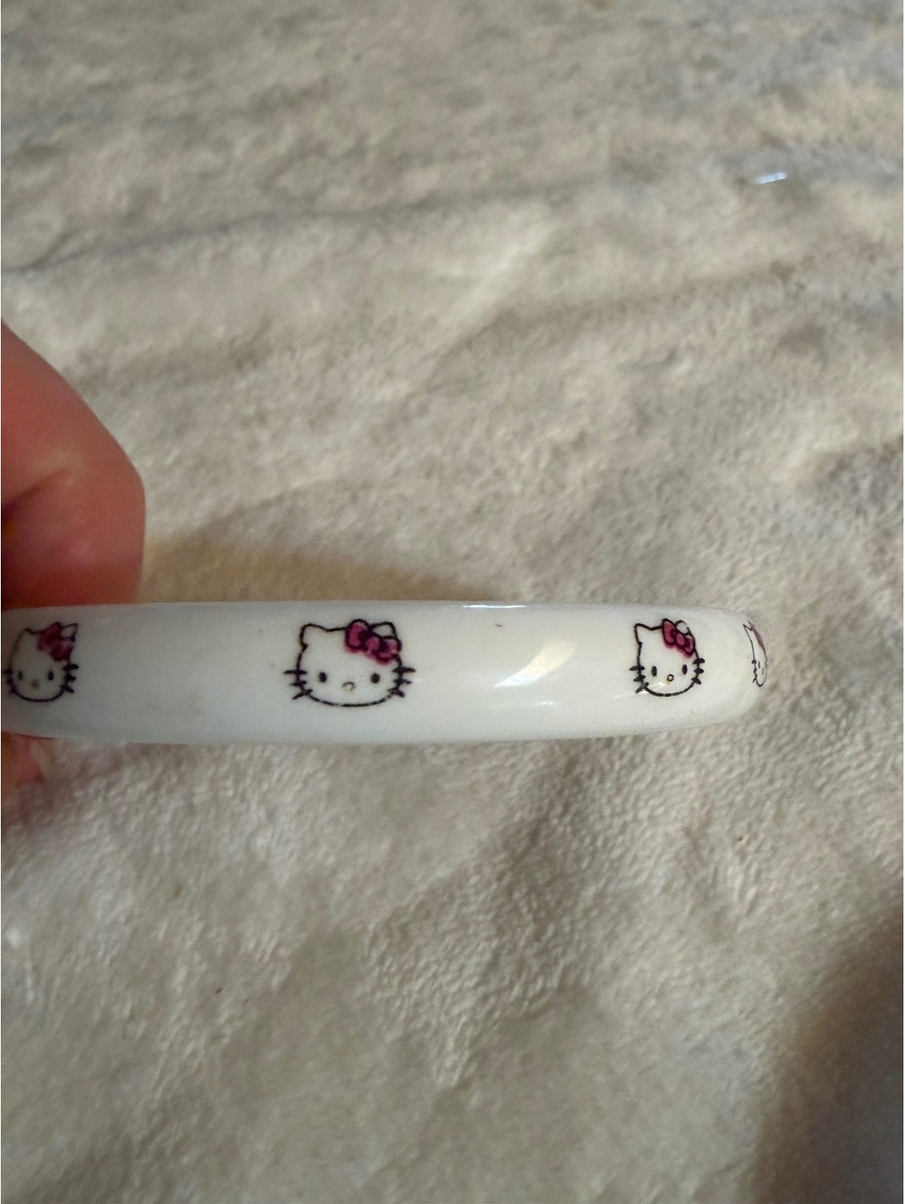 1976 Sanrio Hello Kitty bangle bracelet cream